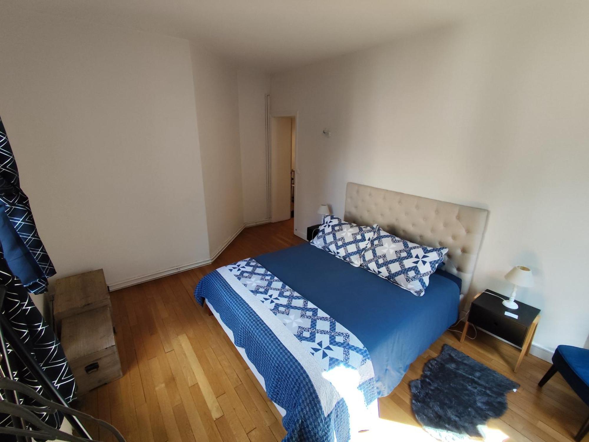 2 Pieces Totalement Renove Au Coeur De Bourges Apartment Exterior photo